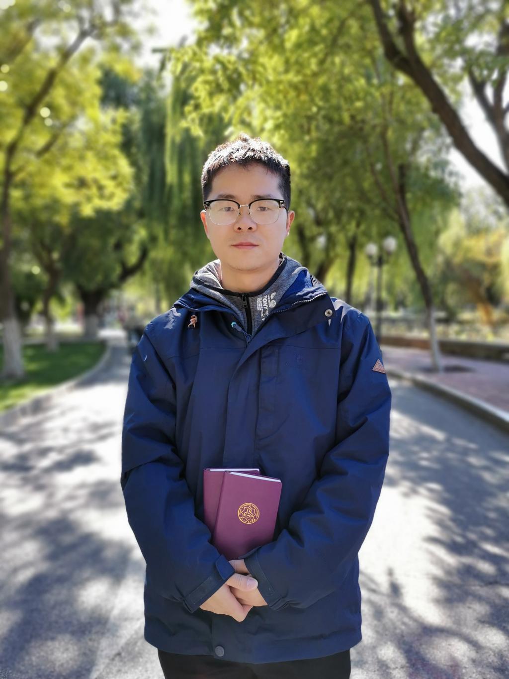 Chaopeng Hu(胡超朋）